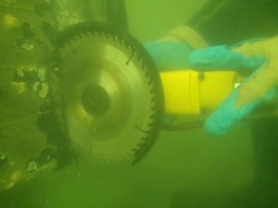 Underwater Cutting